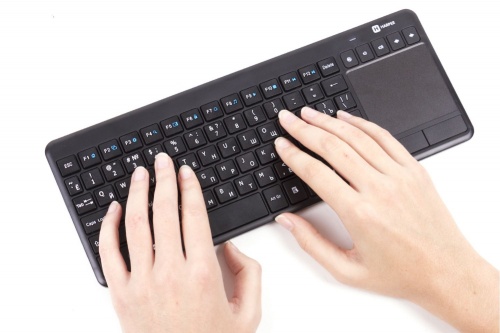 Купить  аксессуары harper kbt-101 беспроводная клавиатура с тачпадом для smarttv в интернет-магазине Айсберг! фото 3
